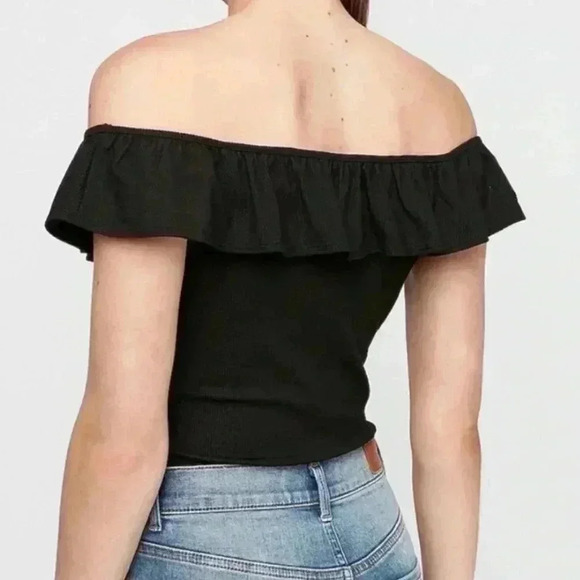 NWT Express Women’s Ribbed Ruffle Bodysuit Black S - Picture 2 of 6
